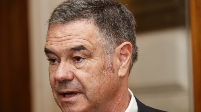 En reñida votación: Manuel José Ossandón vence a Felipe Kast y es el nuevo presidente del Senado