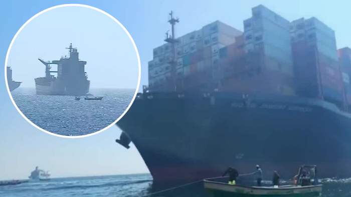 VIDEO | Pescadores artesanales bloquean desde el mar a barcos de carga en Valparaíso