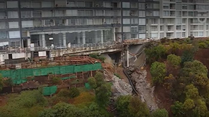 Socavón: Crece indignación entre vecinos por trabajos de mitigación que apenas alcanza un 5% de avance