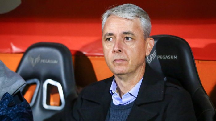 Pese a fracaso en Copa Chile: La UC blinda a Tiago Nunes y apunta a “mirada común” con el DT