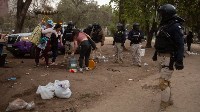 Desbordes anuncia cierre del Parque Almagro y envía mensaje a universitarios: “Me dan vergüenza”