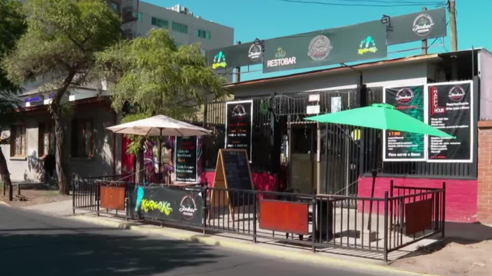 Vecinos indignados en San Bernardo: Denuncian ruidos excesivos de un karaoke