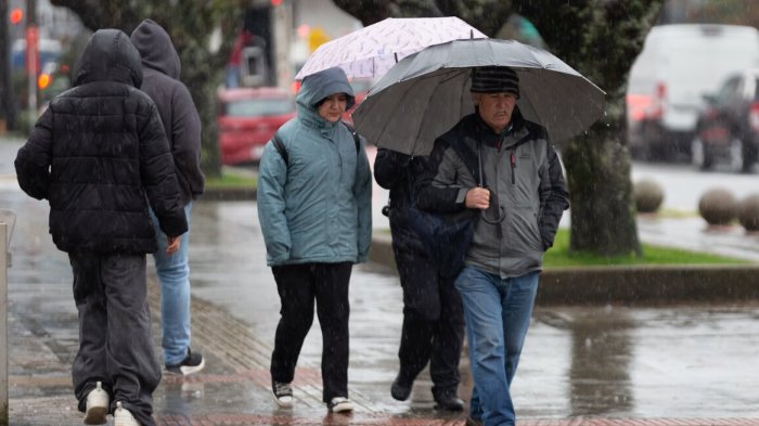 ¿Vuelve la lluvia a Santiago? Eduardo Sáez actualiza el pronóstico del tiempo para esta semana