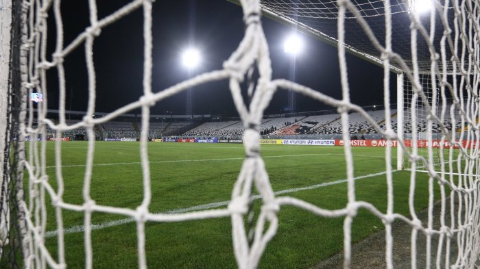 Conmebol revela duras sanciones provisorias a Colo Colo por incidentes en el Monumental