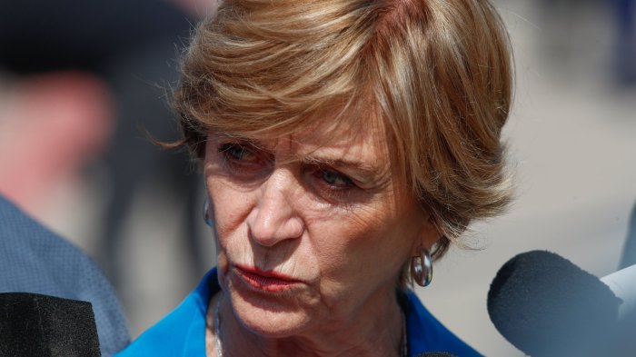 Matthei “consideraría” enviar reos peligrosos a la cárcel de Bukele para combatir crimen organizado