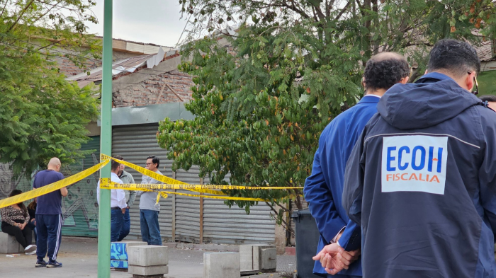 Hombre es asesinado a balazos en Lo Espejo: Intentó esconderse y antisociales volvieron para “rematarlo”