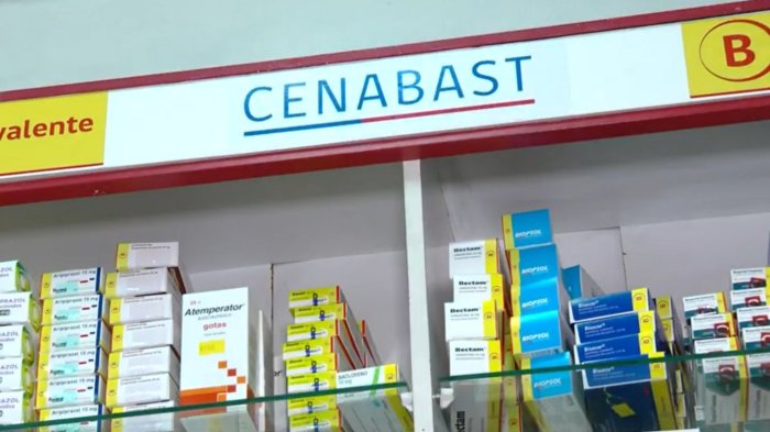 Por Ley Cenabast: Así puedes comprar remedios hasta un 80% más baratos