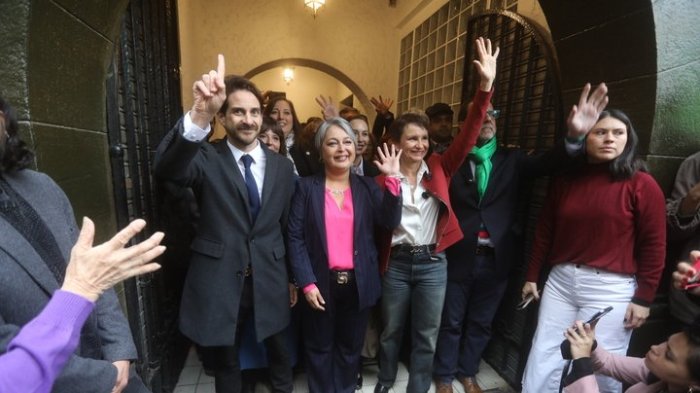 Candidatos oficialistas inscriben pacto “Unidos por Chile” de cara a las primarias presidenciales