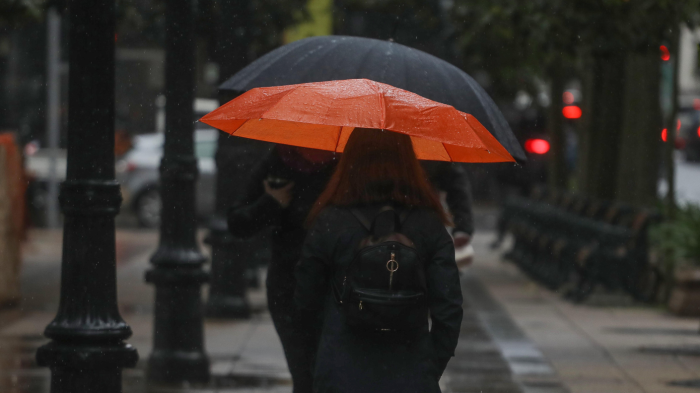 Precipitaciones en la RM: Eduardo Sáez adelantó a qué hora comenzará a llover en Santiago