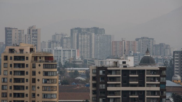 Decretan Alerta Ambiental para este sábado en la RM: Esto es lo que NO puedes hacer