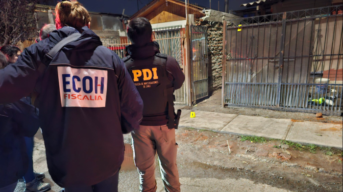Homicidio frustrado en La Pintana: Sujetos escalaron para ingresar al domicilio de la víctima