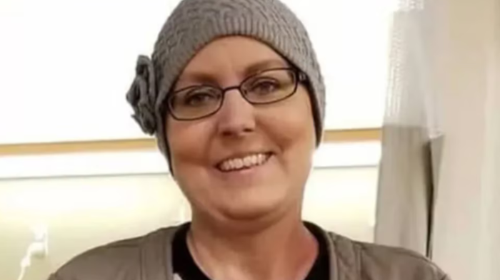 Mujer que sobrevivió cuatro veces al cáncer murió por una 