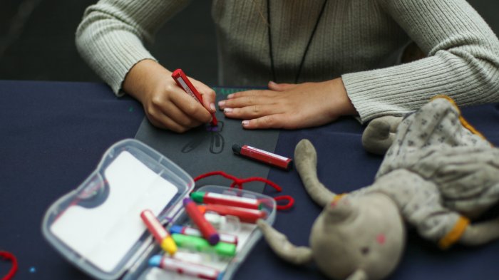 Más del 60% de niños y adolescentes en Chile muestra síntomas de ansiedad y estrés ¿Qué hacer frente a estos casos?