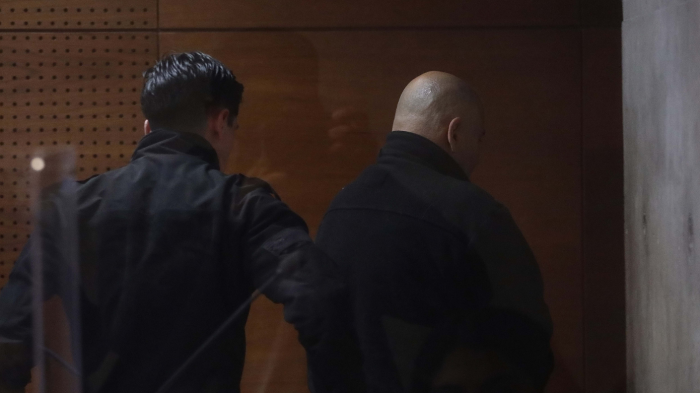 Amplían detención de guardia municipal de La Reina que baleó a motociclistas