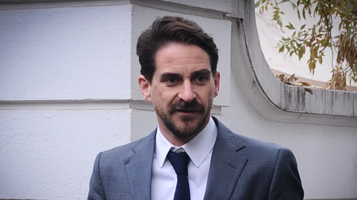 Gonzalo Winter donará su dieta parlamentaria a Bomberos durante campaña presidencial