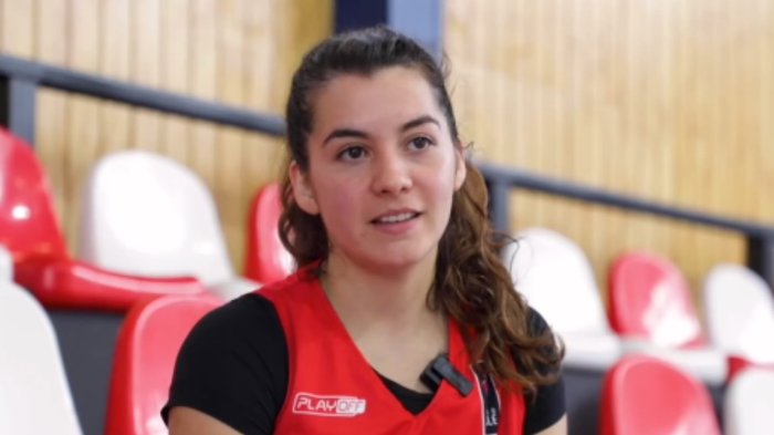 Exclub de básquet de Paula Carrasco, pareja de pdte. Boric, responde a polémica por financiamiento