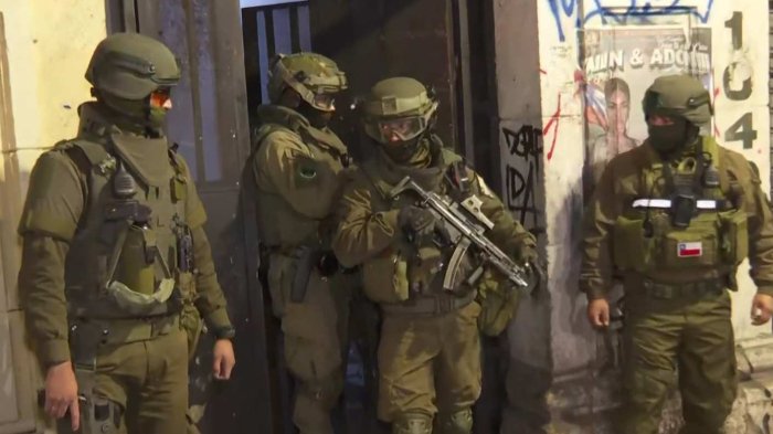 Doble homicidio en La Vega: Masivo allanamiento irrumpe en edificio de Cal y Canto