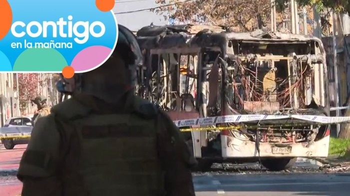 Pérdida total: Encapuchados quemaron un bus RED en las cercanías del INBA