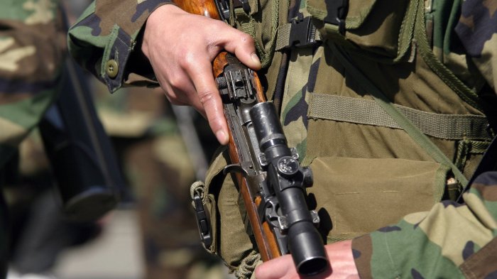 Ataque armado en regimiento militar de Valparaíso: Golpearon a soldados y robaron dos fusiles de guerra