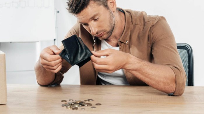 ¿Se te va en dos semanas? 4 consejos de una experta laboral para hacer rendir el sueldo al máximo