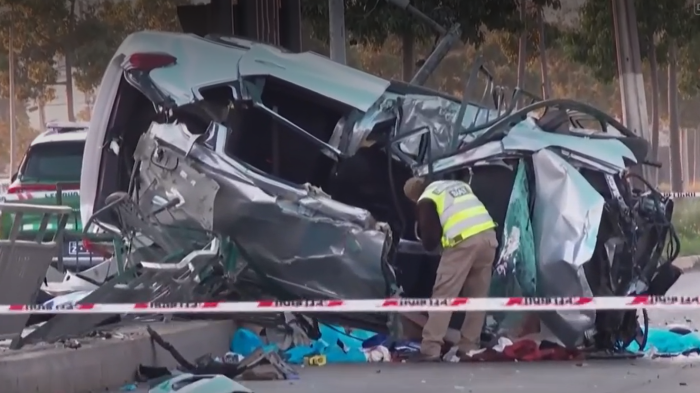 Grave accidente en La Pintana deja dos muertos y una mujer dio a luz en el lugar