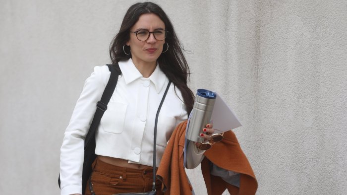 Camila Vallejo regresó a La Moneda y descartó sumarse a campaña de Jeannette Jara