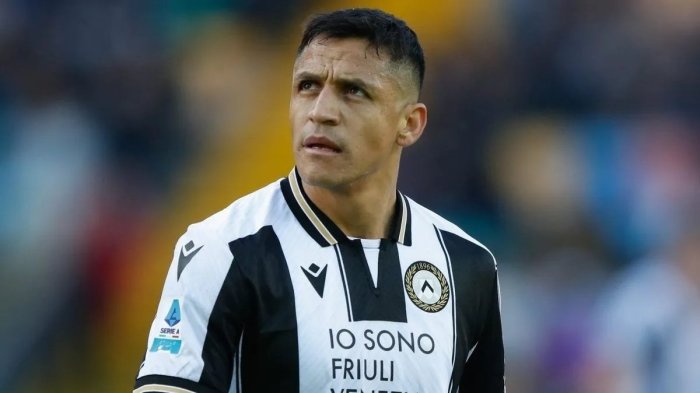 Define su futuro: La radical decisión que habría tomado Alexis Sánchez para irse del Udinese