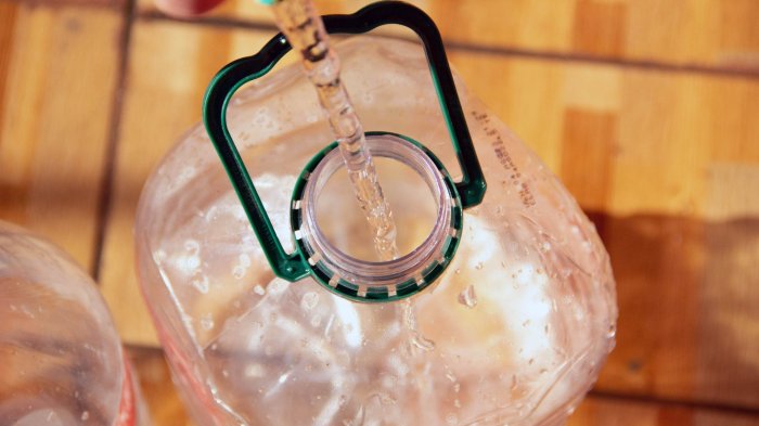 Aguas Andinas anuncia cortes de suministro en cinco comunas: Dos durarán hasta la madrugada