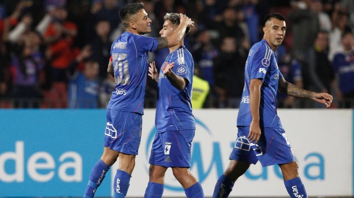 Sueño intacto: La U aplasta a Guaraní y toma ventaja en los playoffs de la Sudamericana