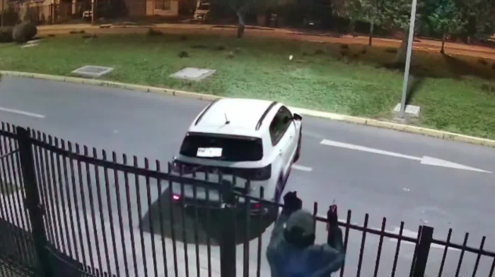 Ola de turbazos afectó a vecinos de Padre Hurtado y Colina