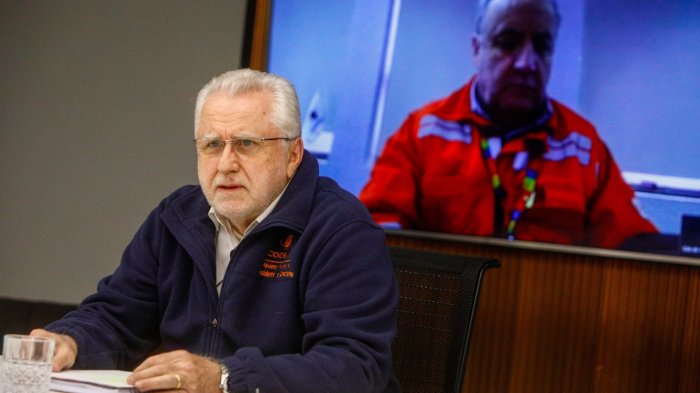 Con 100 brigadistas especializados y drones: Presidente de Codelco detalla plan de rescate de los mineros