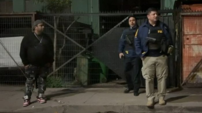 Adolescente de 17 años fue asesinado a tiros en Renca: Investigan al expololo de su pareja