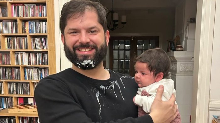 Presidente Boric se manifiesta por el Día del Niño y comparte fotos junto a su hija Violeta