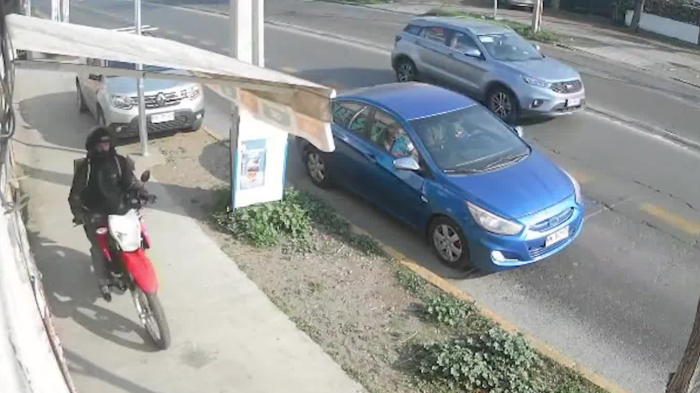 EXCLUSIVO | Así se organizan motochorros y autos escoltas para robar