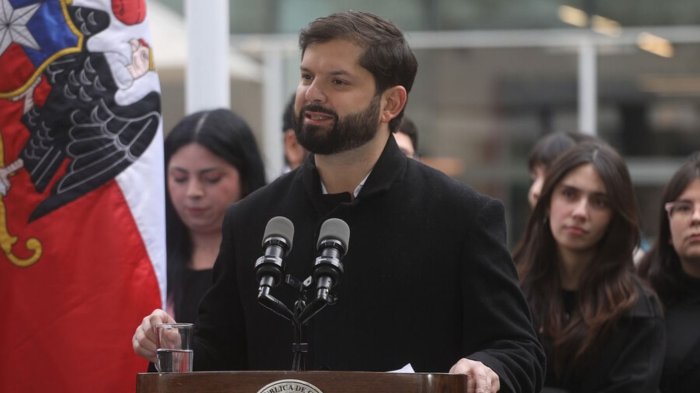 “Hay tareas pendientes”: Pdte. Boric reconoce “esfuerzos” en creación de empleos tras datos del INE