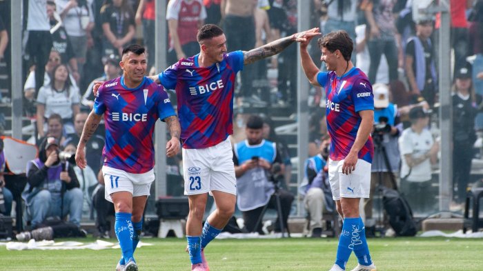 Universidad Católica sorprendió con contundente goleada a Colo Colo en el Monumental