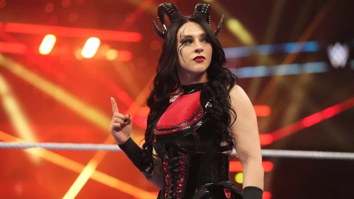 “Hay cosas que...”: La potente reflexión de Stephanie Vaquer tras sufrir mazazo en la WWE
