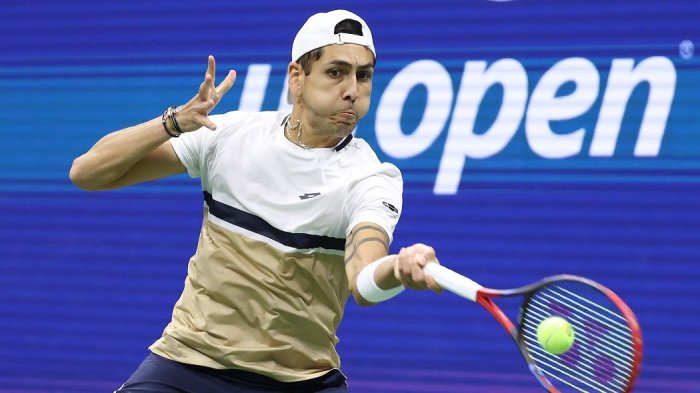 Alejandro Tabilo se despidió del US Open tras caer ante un sólido Alexander Zverev