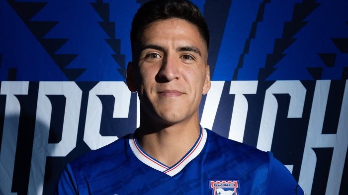 “Is a blue”: Marcelino Núñez deja el Norwich y es anunciado en el Ipswich Town en histórico traspaso