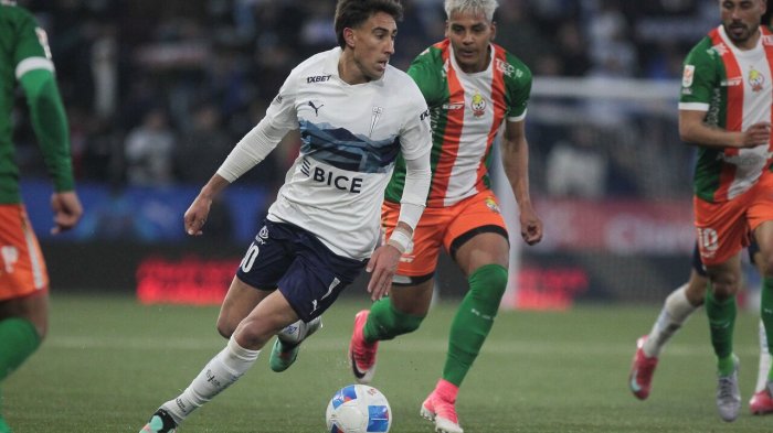 ¡Nuevo triunfo para los cruzados! Universidad Católica derrotó a Cobresal por 2 a 1 en el Claro Arena