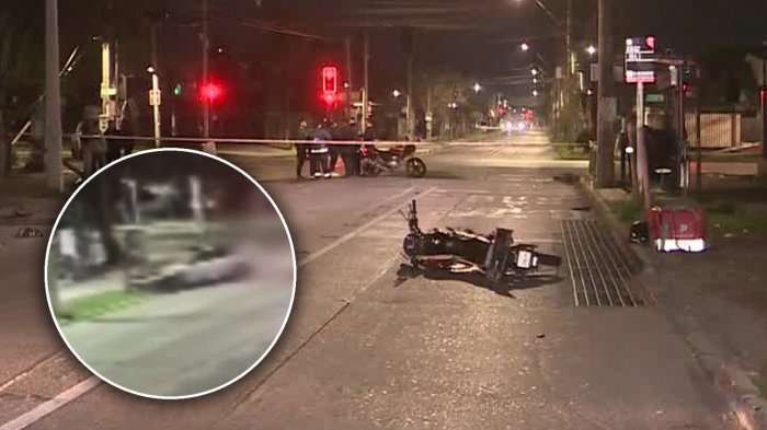 Fatal accidente en Maipú: Vehículo robado atropelló a delivery y chocó con una casa