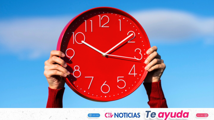 Esta semana se cambia la hora en Chile: Revisa qué hacer con tu reloj en el inicio del horario de verano