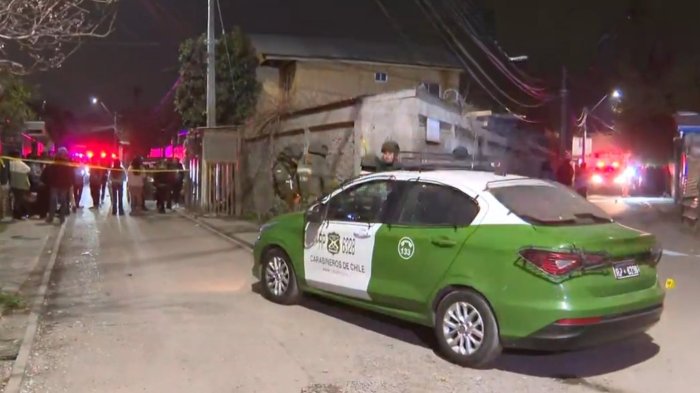 Víctimas serían hermanos: Investigan doble homicidio al interior de campamento en Puente Alto