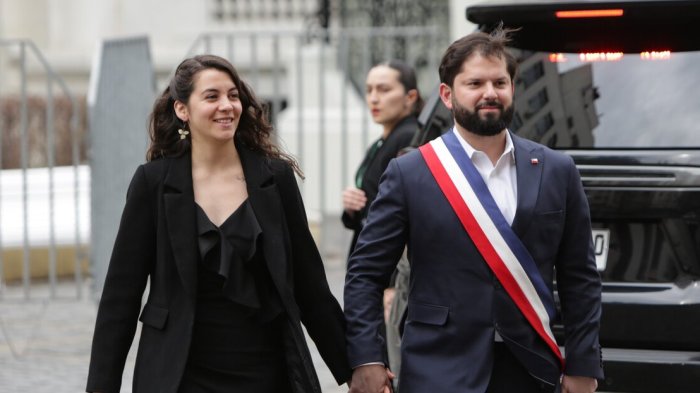 Mostró cuánto ha crecido: Pdte. Boric compartió fotos con su hija Violeta