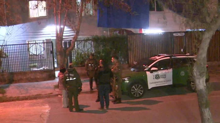 Concejala de La Pintana sufrió turbazo: 16 sujetos irrumpieron en su casa