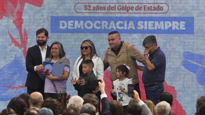 “La dictadura nos quitó a muchos”: Pdte. Boric encabezó conmemoración de los 52 años del Golpe de Estado