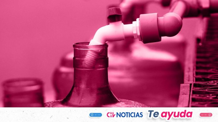 ¿Sin agua? Reportan cortes de suministro en Santiago y horas estimadas de reposición