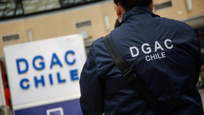 Avioneta cayó al interior de condominio en la región de O'Higgins: Hay cuatro lesionados