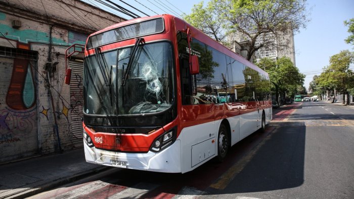 Hombre murió tras ser atropellado por bus RED en Maipú: No había pasos habilitados para peatones