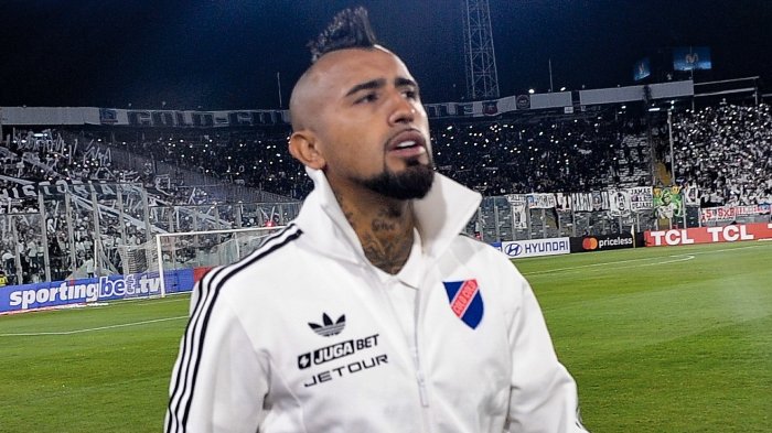 Cumplió las condiciones: Arturo Vidal definió su futuro en Colo Colo tras jugar la Supercopa